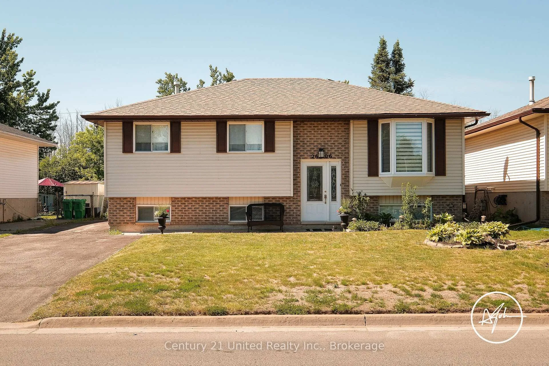 Photo 1 of 2606 Foxmeadow Road, Peterborough, Ashburnham Ward 4 — HOMEH