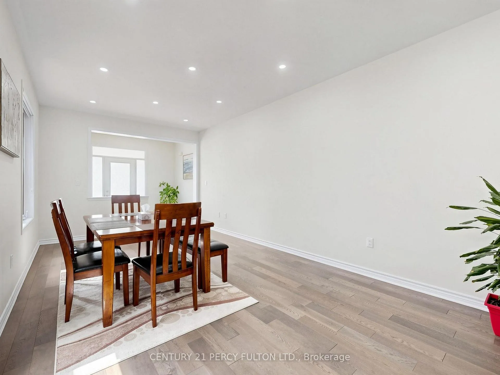 Photo 14 of 2715 Sapphire Drive, Pickering, Rural Pickering — HOMEH