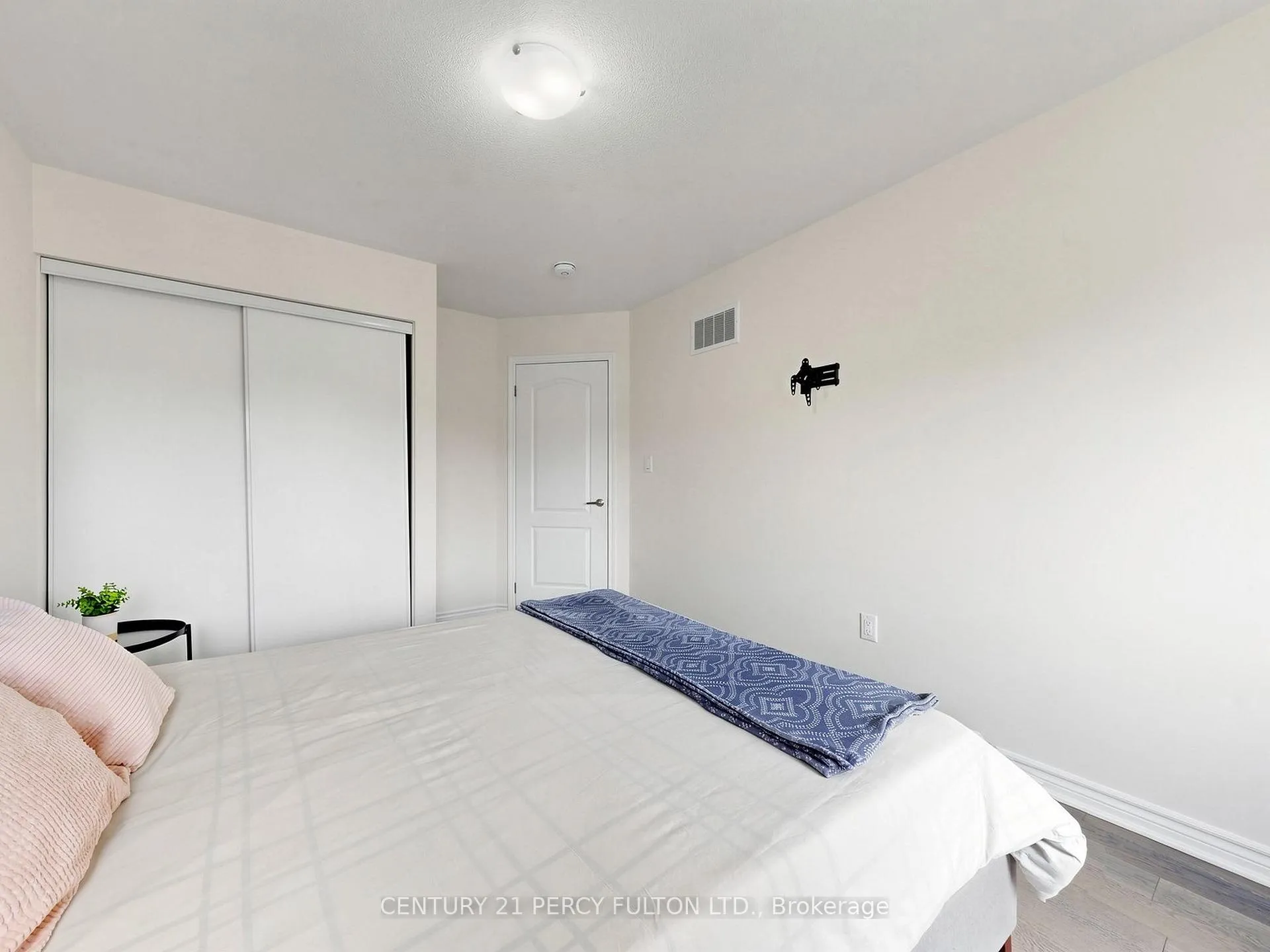 Photo 29 of 2715 Sapphire Drive, Pickering, Rural Pickering — HOMEH