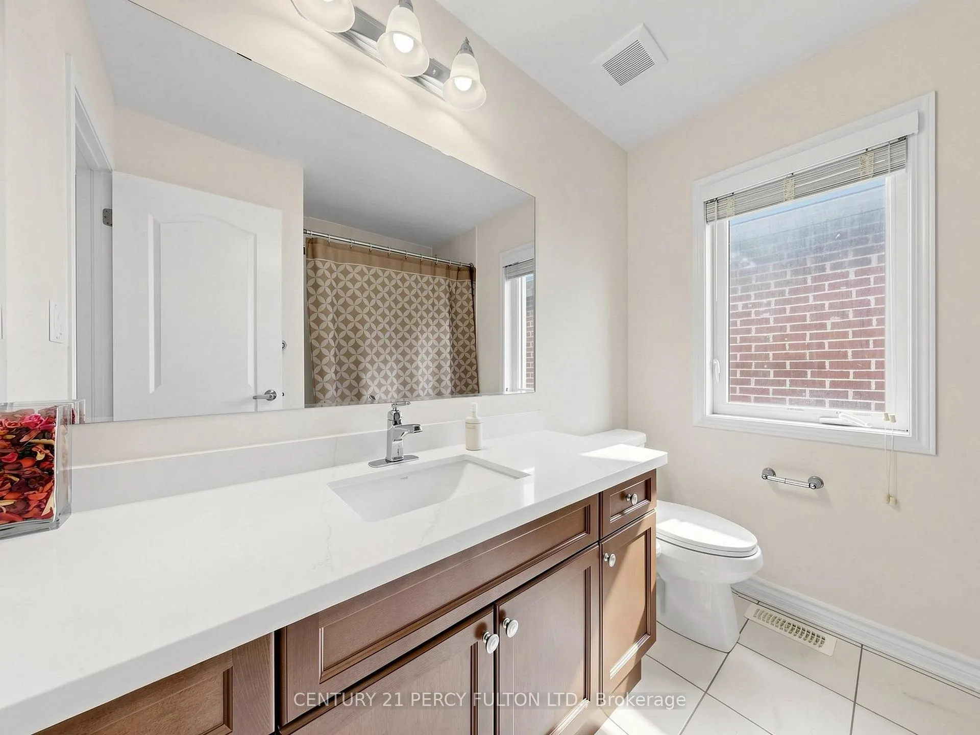 Photo 36 of 2715 Sapphire Drive, Pickering, Rural Pickering — HOMEH