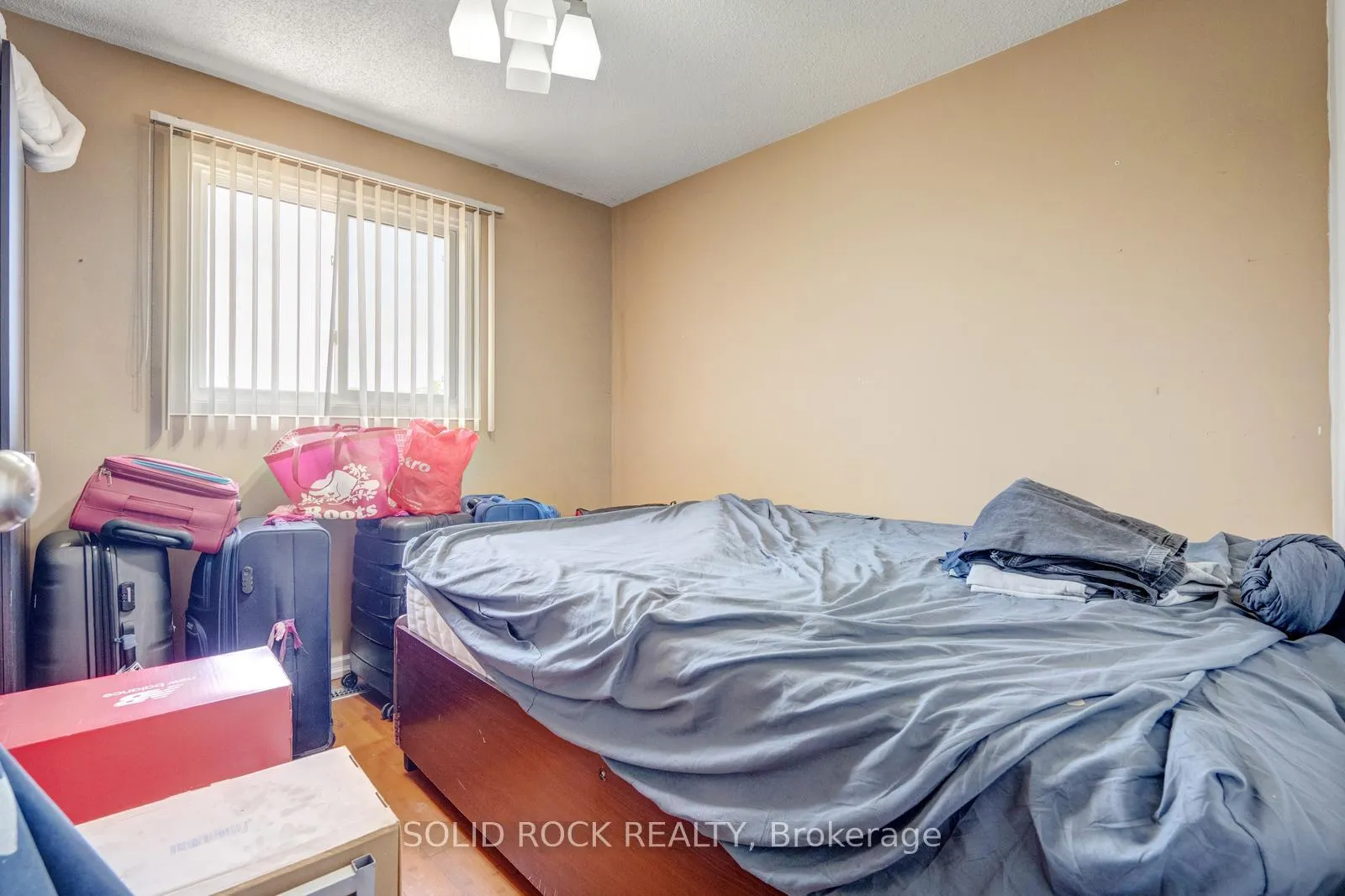 Photo 24 of 60 Martindale Crescent, Brampton, Brampton West — HOMEH