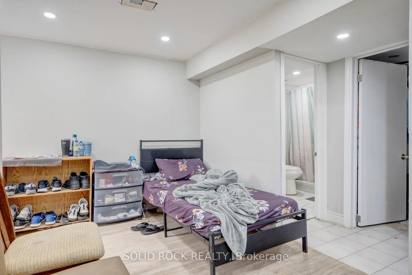Photo 31 of 60 Martindale Crescent, Brampton, Brampton West — HOMEH