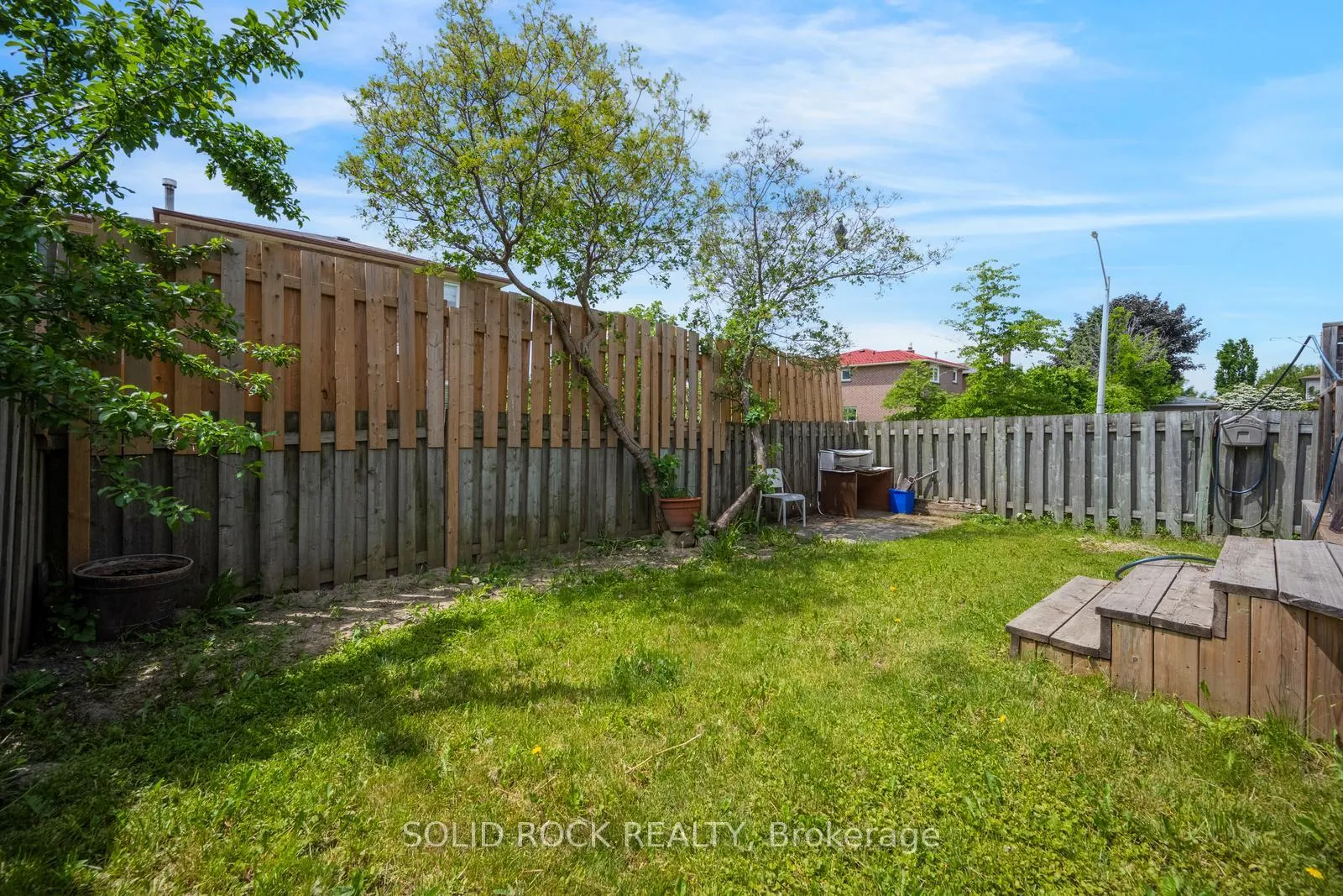 Photo 42 of 60 Martindale Crescent, Brampton, Brampton West — HOMEH