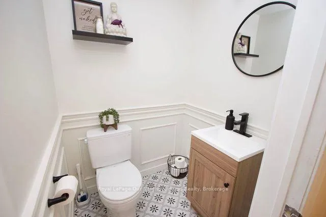 Photo 21 of 18 Threadgold Court, Whitby, Lynde Creek — HOMEH