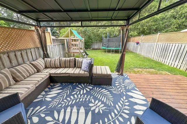 Photo 34 of 18 Threadgold Court, Whitby, Lynde Creek — HOMEH