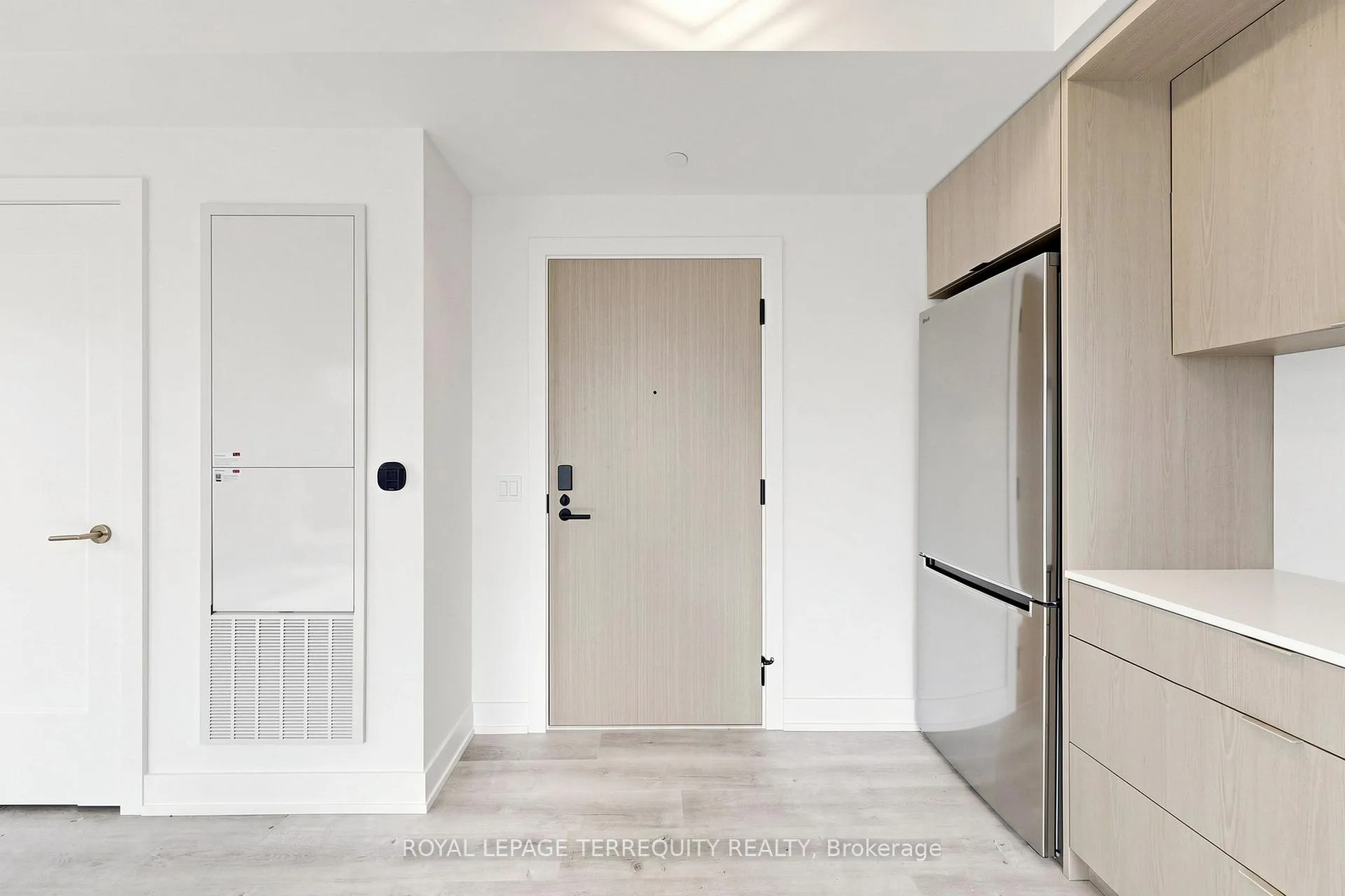 Photo 7 of Unit 1805, 25 Cordova Avenue, Etobicoke, Islington-City Centre West — HOMEH