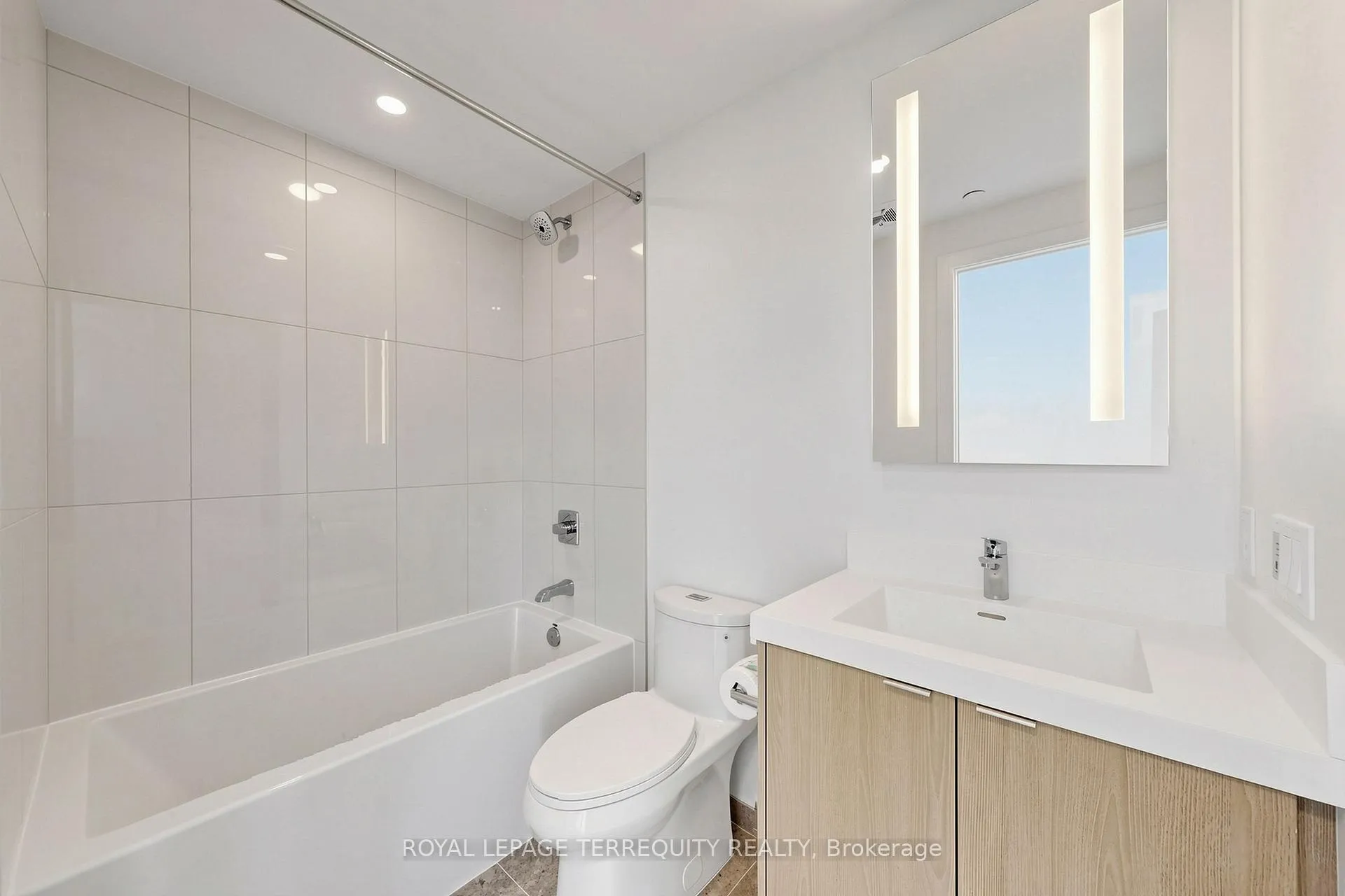 Photo 21 of Unit 1805, 25 Cordova Avenue, Etobicoke, Islington-City Centre West — HOMEH