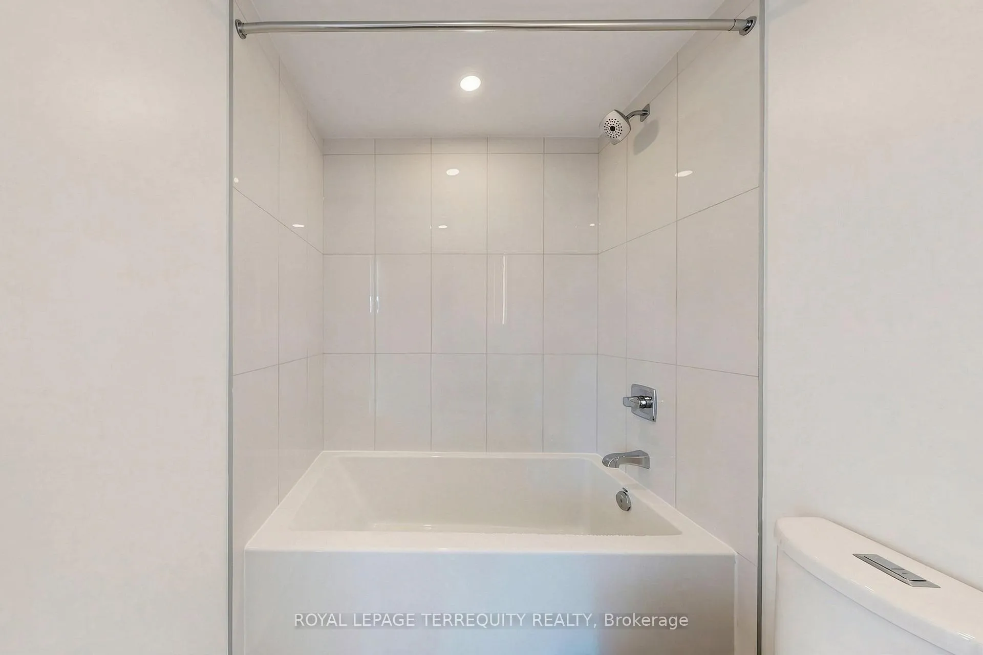 Photo 23 of Unit 1805, 25 Cordova Avenue, Etobicoke, Islington-City Centre West — HOMEH