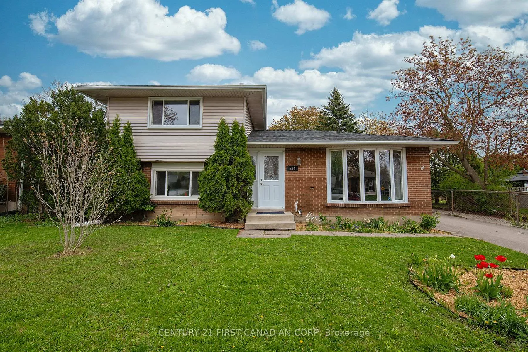 Photo of 808 Dulaney Drive
