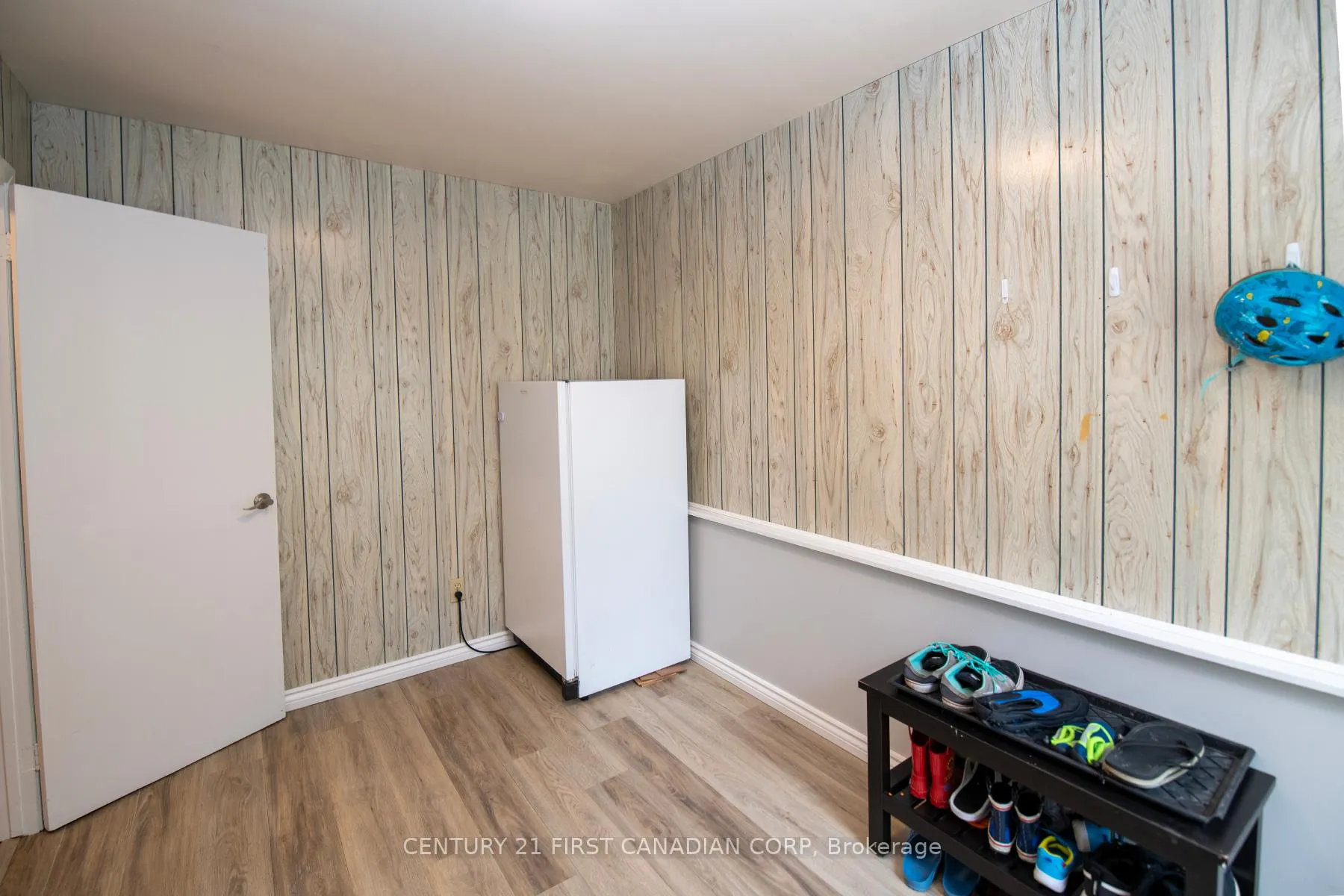 Photo 24 of 808 Dulaney Drive, London, South Q — HOMEH
