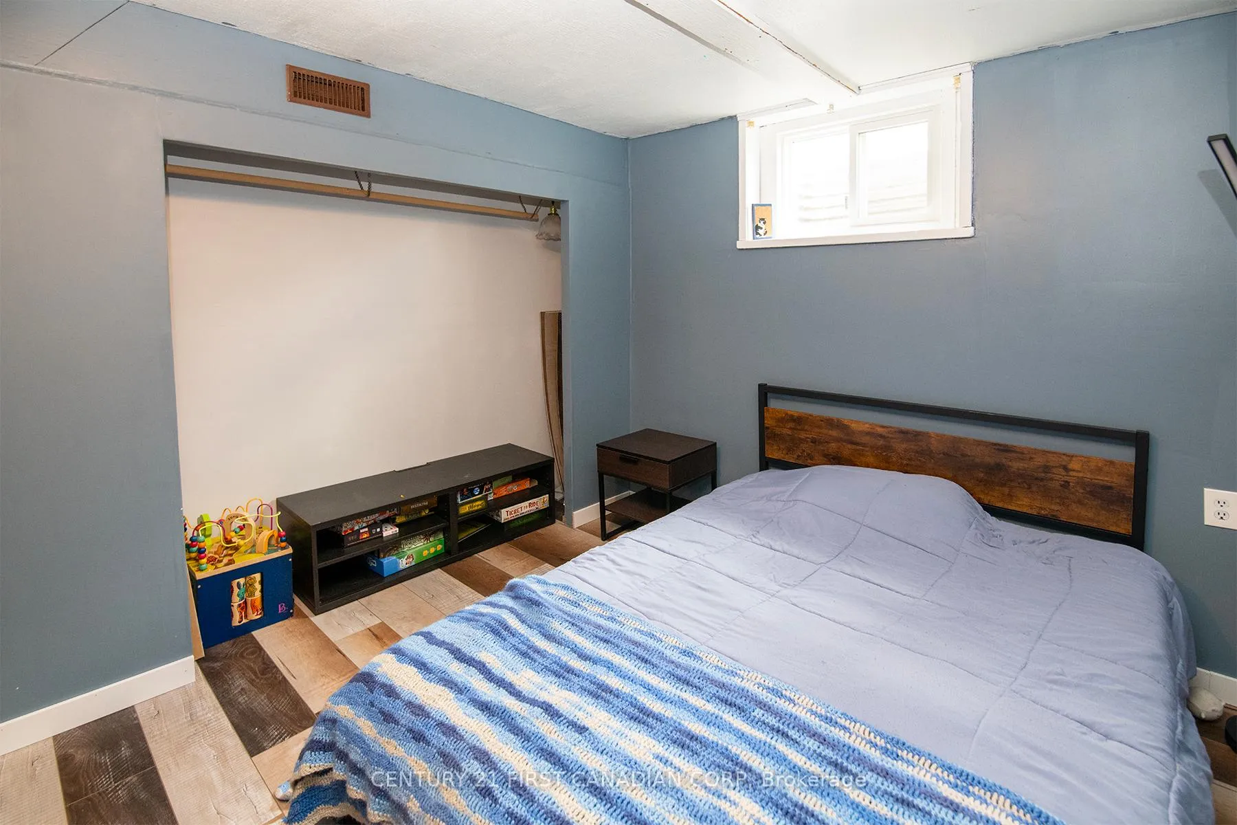 Photo 29 of 808 Dulaney Drive, London, South Q — HOMEH