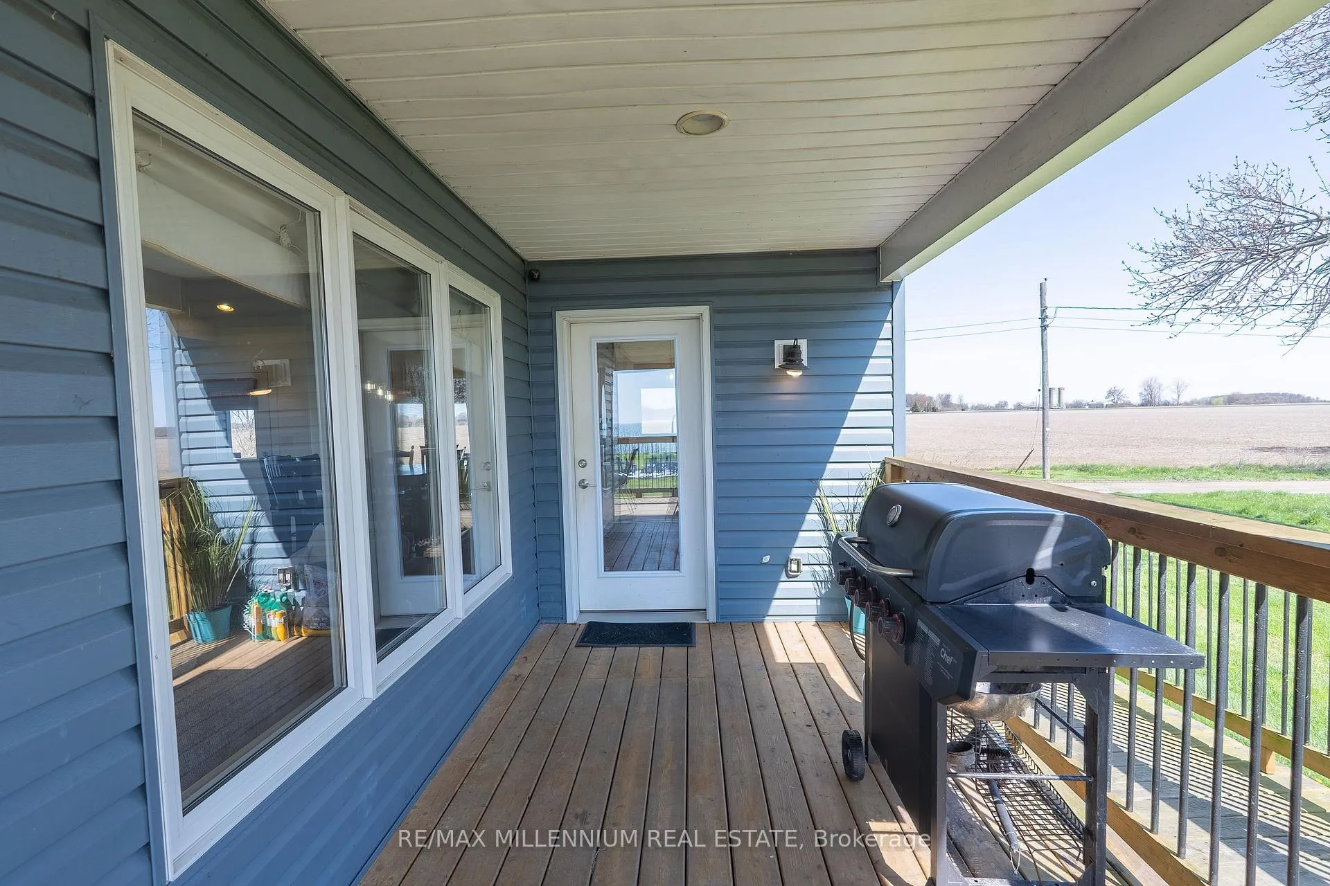 Photo 9 of 1954 Ocean Boulevard, Chatham-Kent, Wheatley — HOMEH