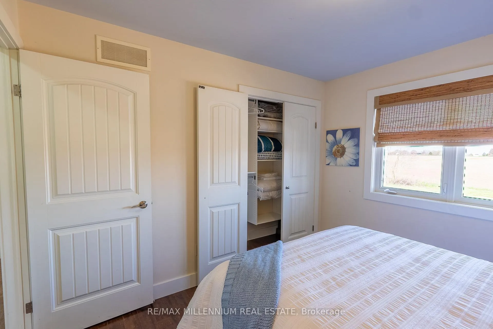 Photo 20 of 1954 Ocean Boulevard, Chatham-Kent, Wheatley — HOMEH