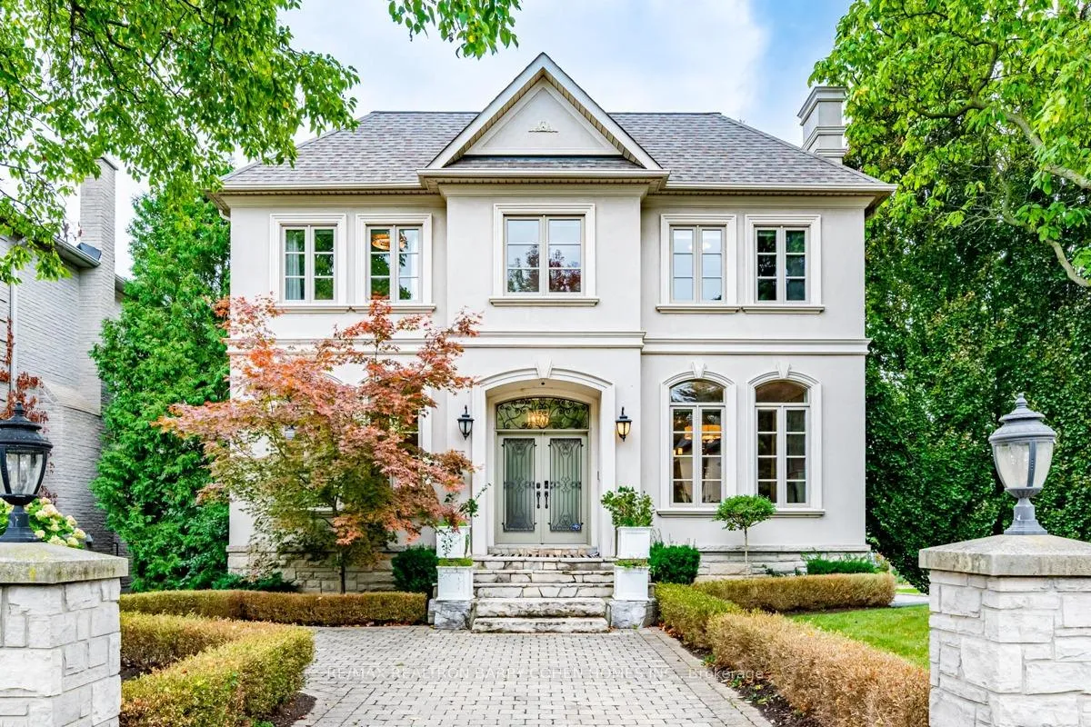 Photo 2 of 8 York Road, North York, Bridle Path-Sunnybrook-York Mills — HOMEH