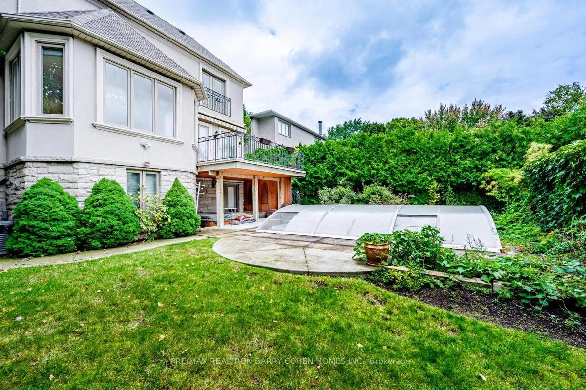 Photo 42 of 8 York Road, North York, Bridle Path-Sunnybrook-York Mills — HOMEH