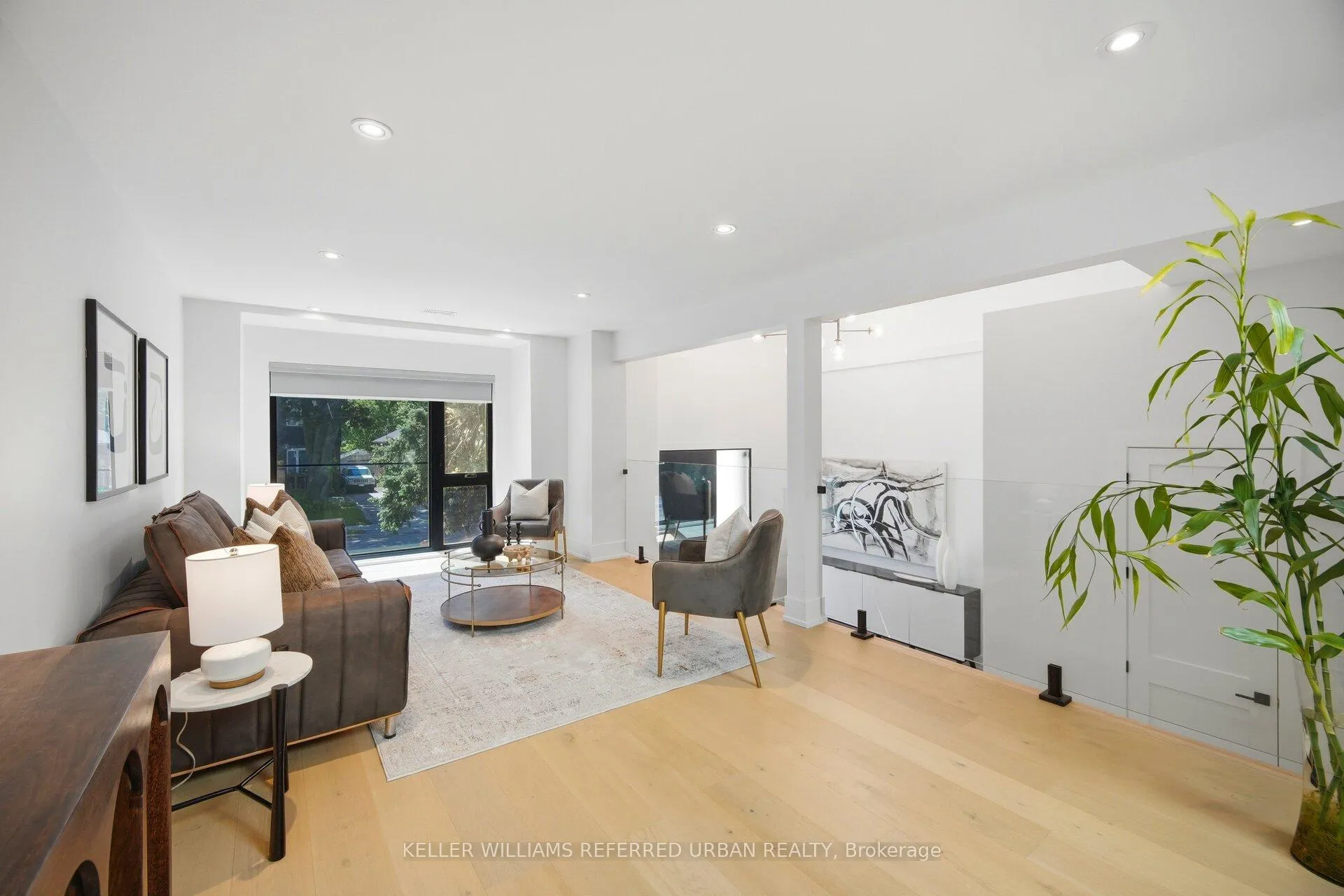 Photo 23 of 56 Elma Street, Etobicoke, Mimico — HOMEH