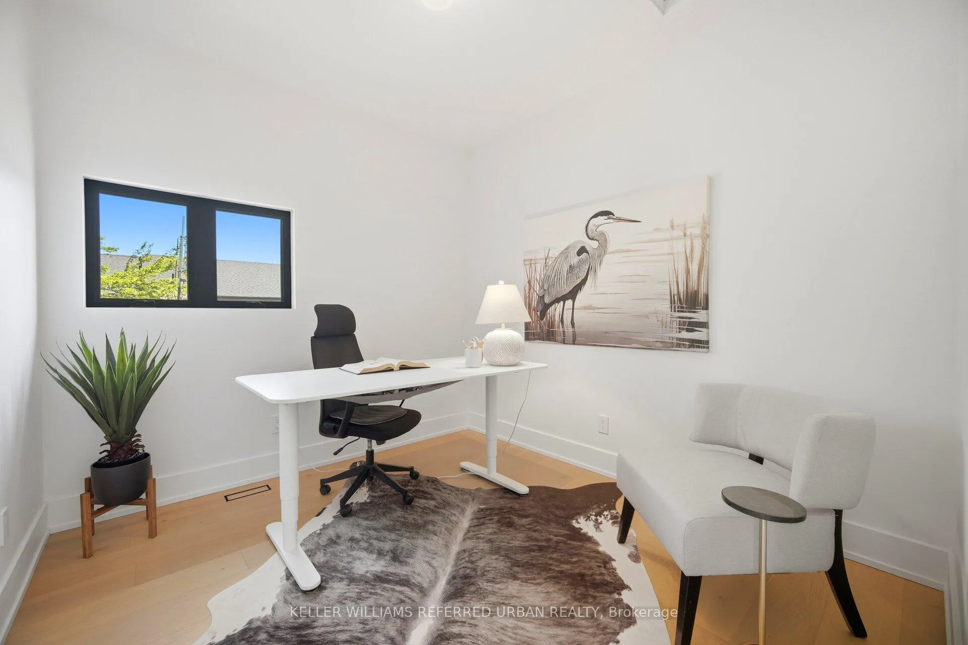 Photo 36 of 56 Elma Street, Etobicoke, Mimico — HOMEH