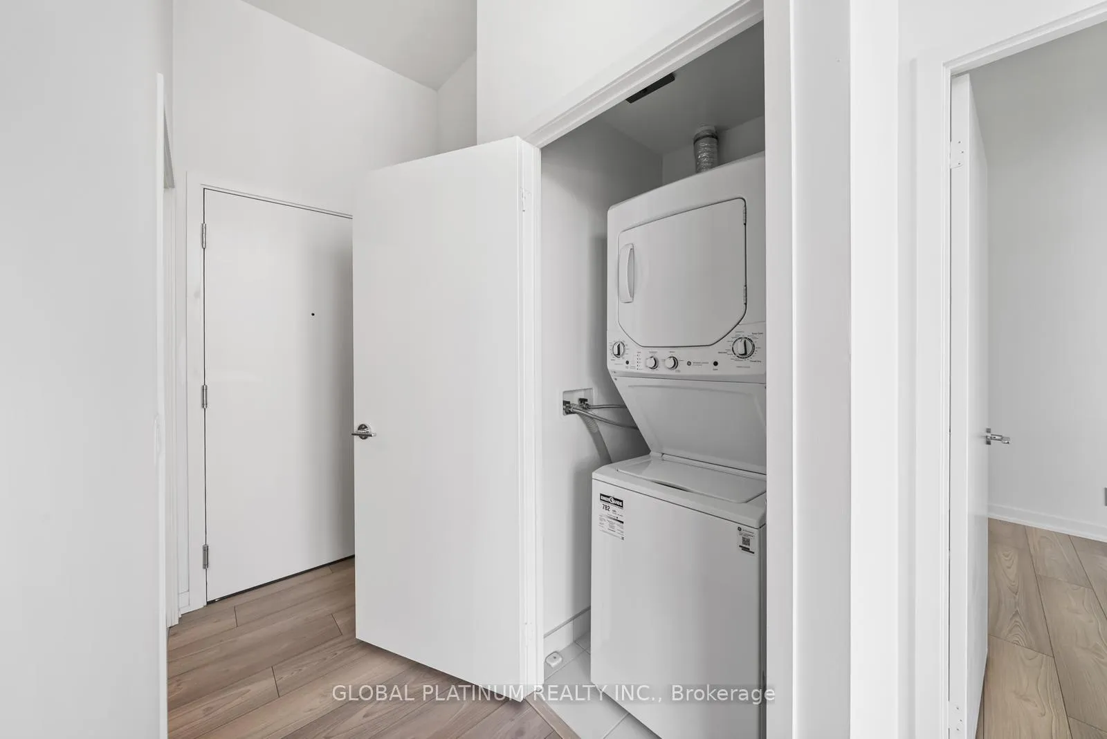 Photo 16 of Unit 701, 285 Dufferin Street, Toronto, South Parkdale — HOMEH