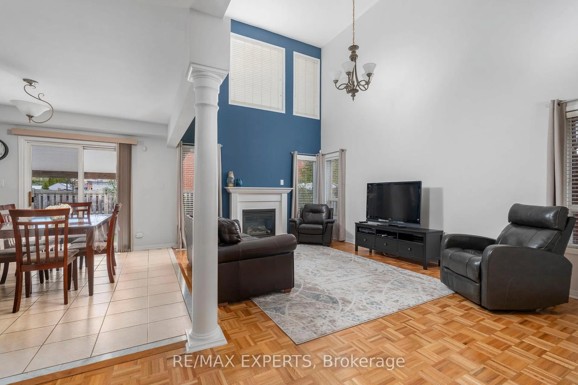 Photo 12 of 31 Monteith Crescent, Vaughan, Maple — HOMEH