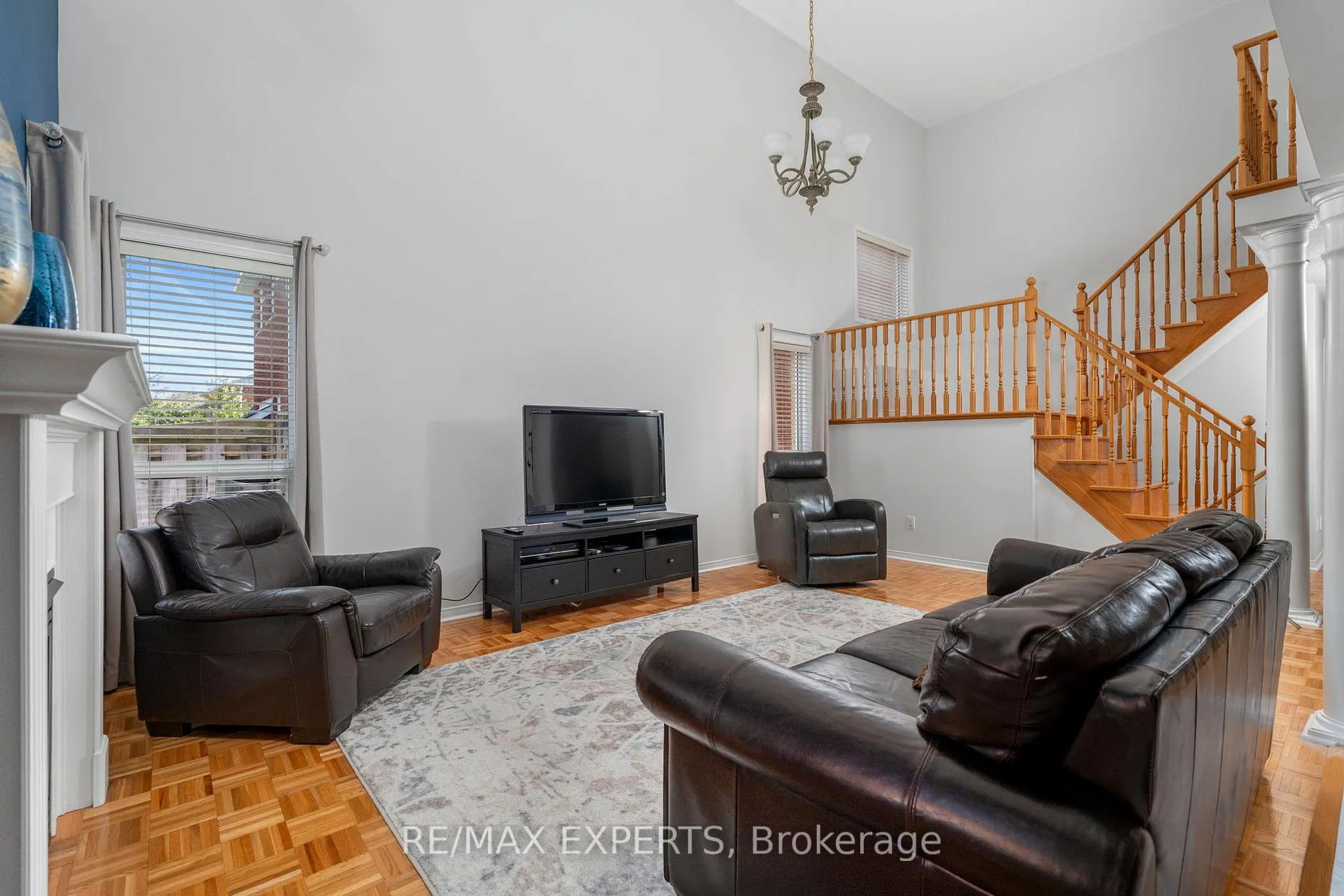 Photo 15 of 31 Monteith Crescent, Vaughan, Maple — HOMEH