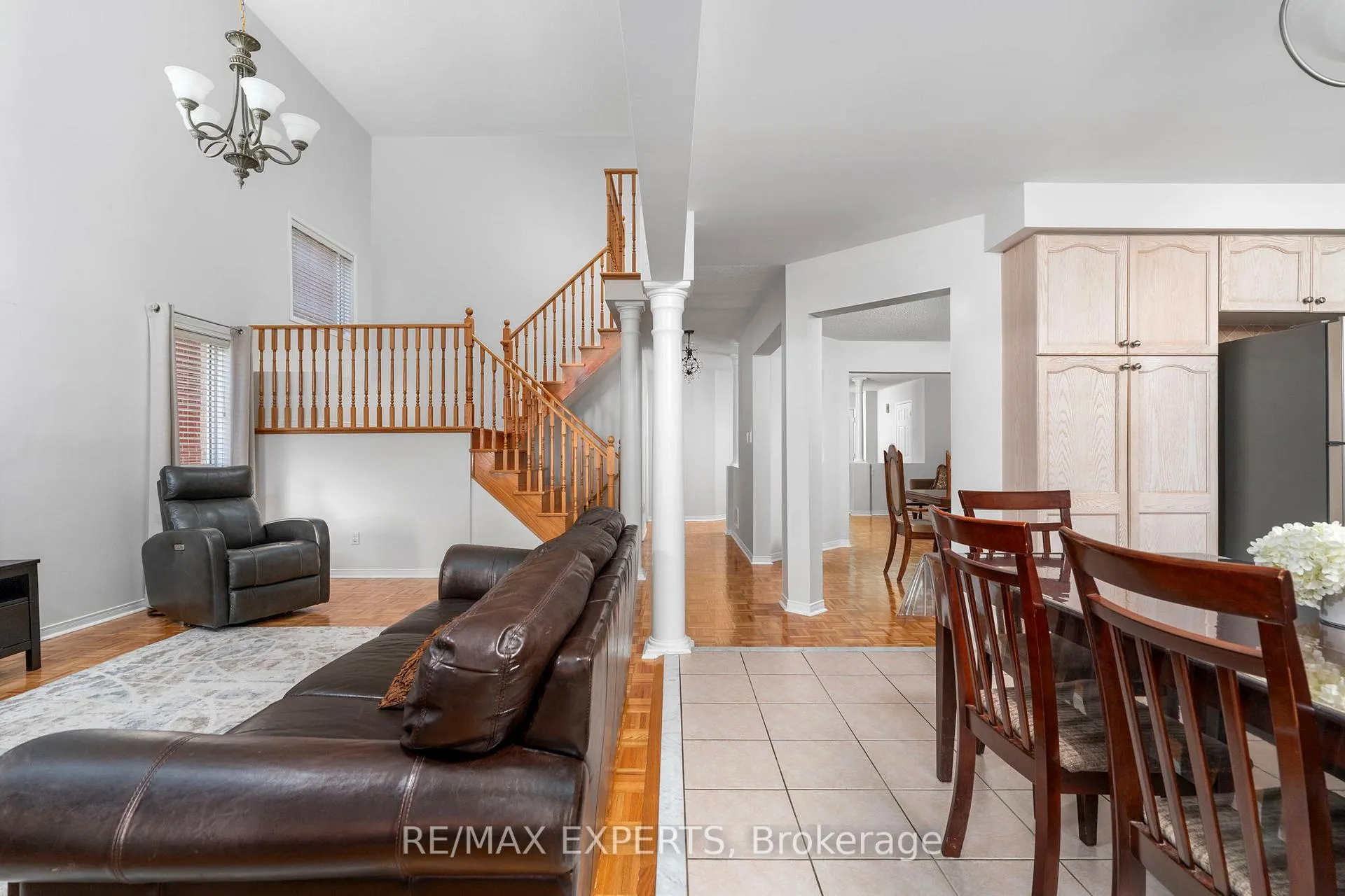 Photo 19 of 31 Monteith Crescent, Vaughan, Maple — HOMEH