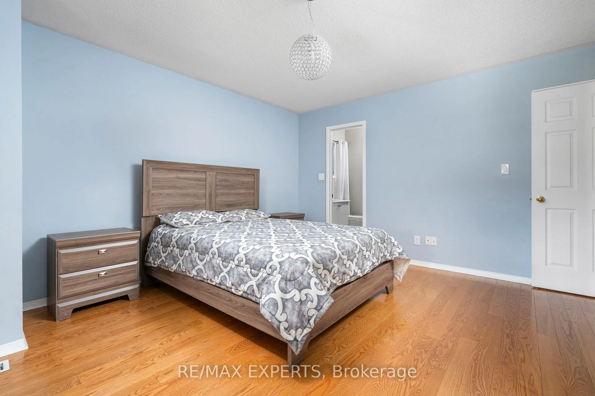 Photo 33 of 31 Monteith Crescent, Vaughan, Maple — HOMEH