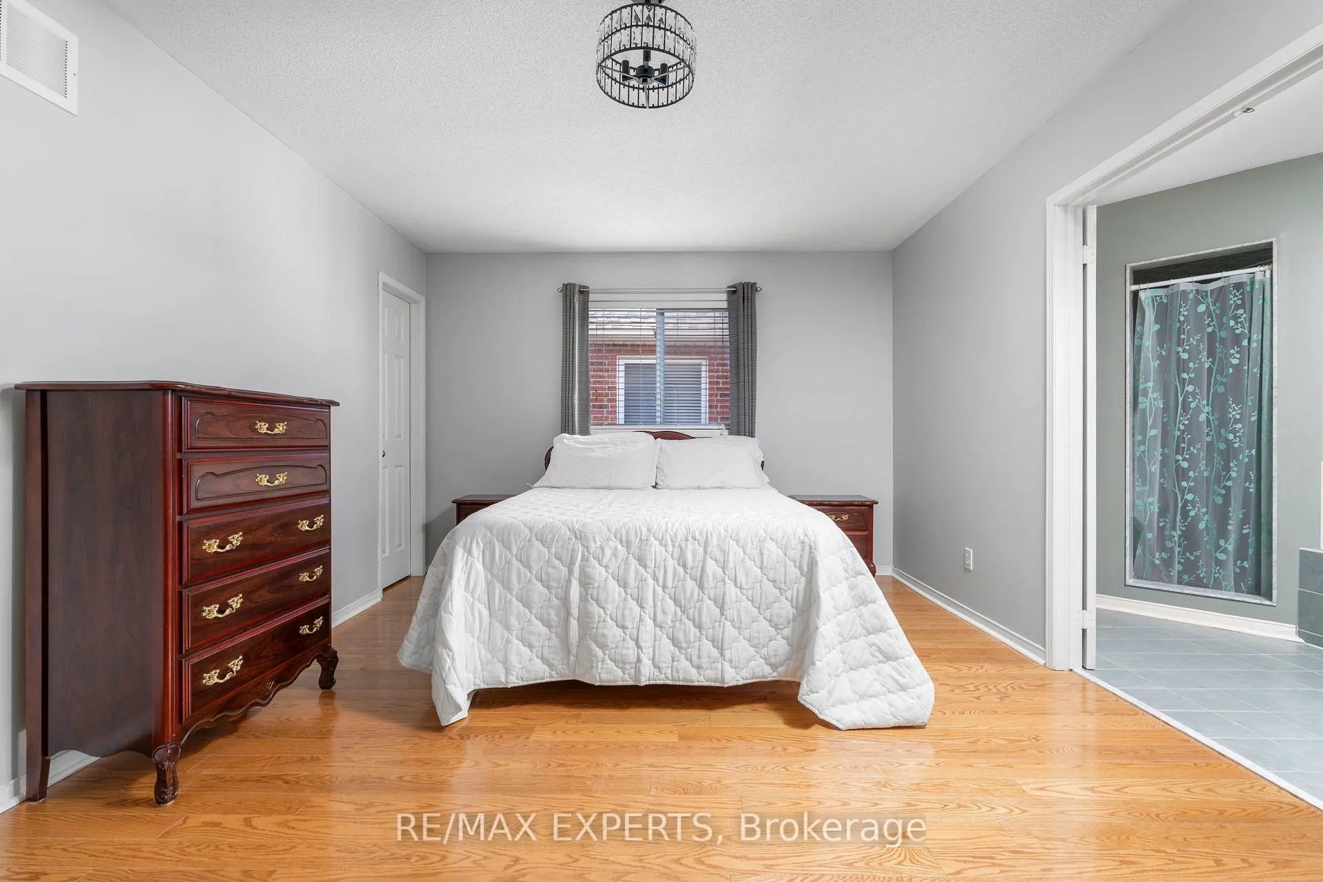 Photo 34 of 31 Monteith Crescent, Vaughan, Maple — HOMEH