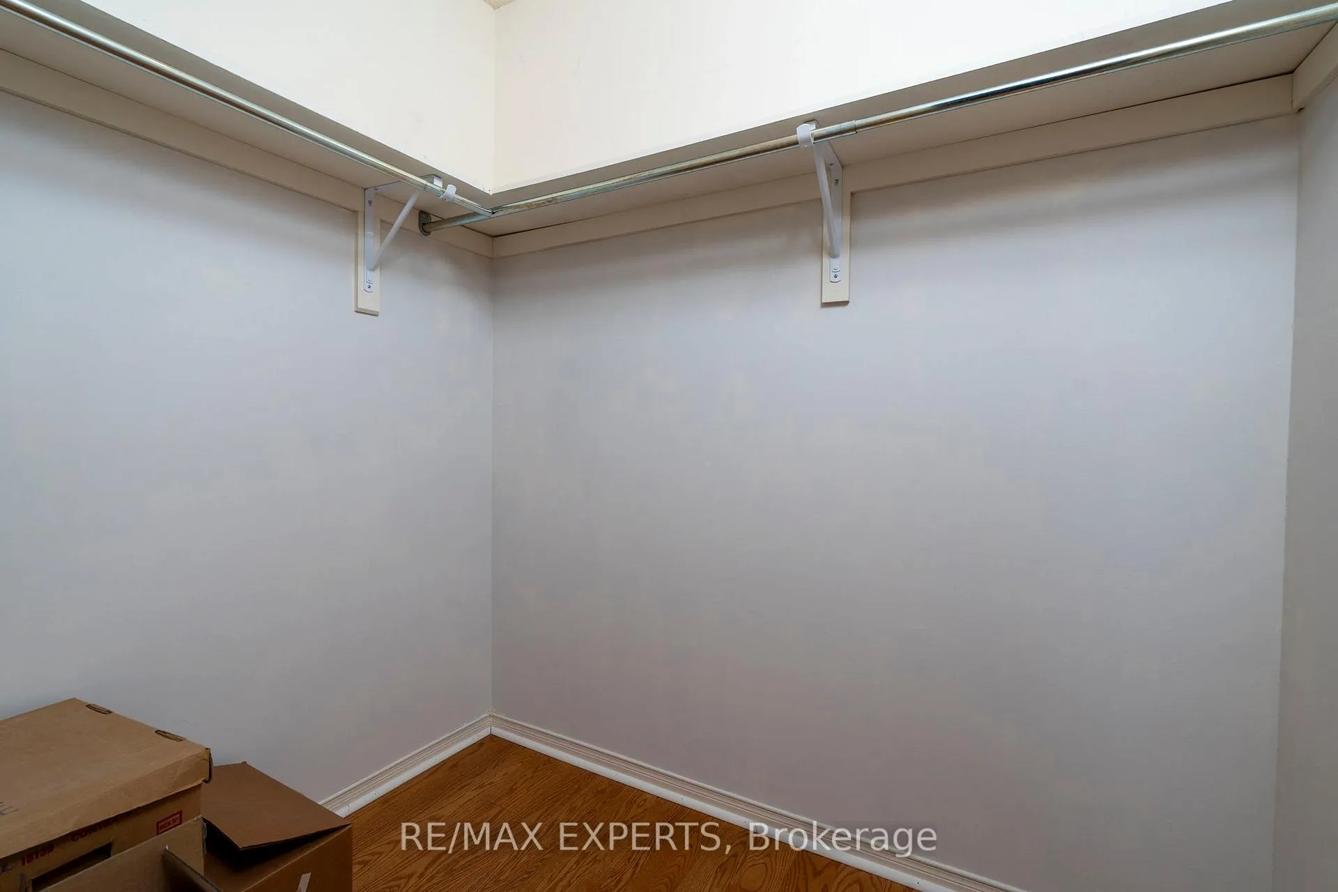 Photo 38 of 31 Monteith Crescent, Vaughan, Maple — HOMEH