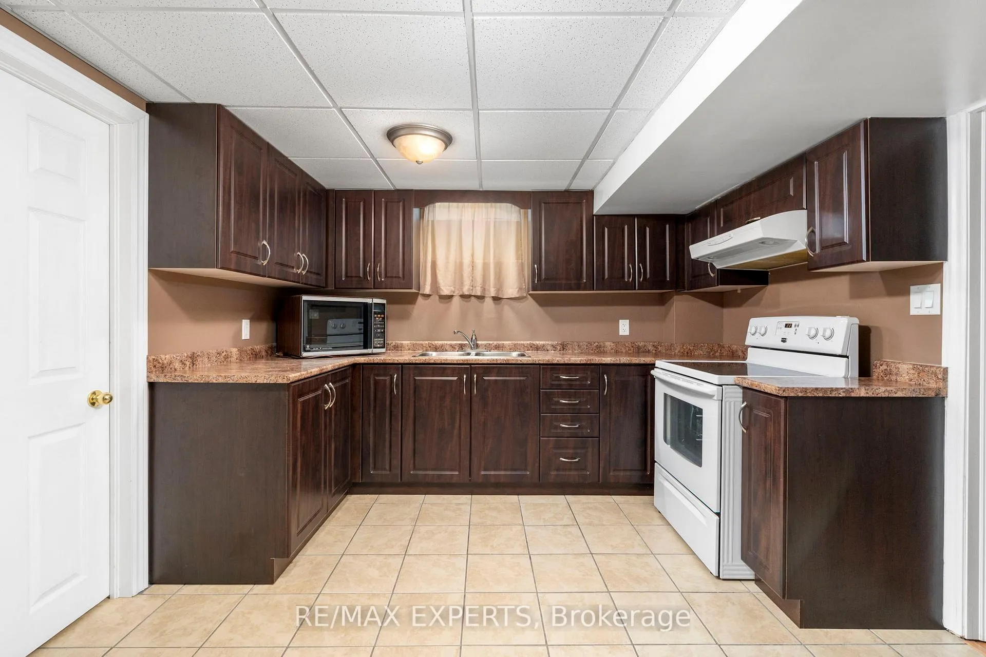 Photo 41 of 31 Monteith Crescent, Vaughan, Maple — HOMEH