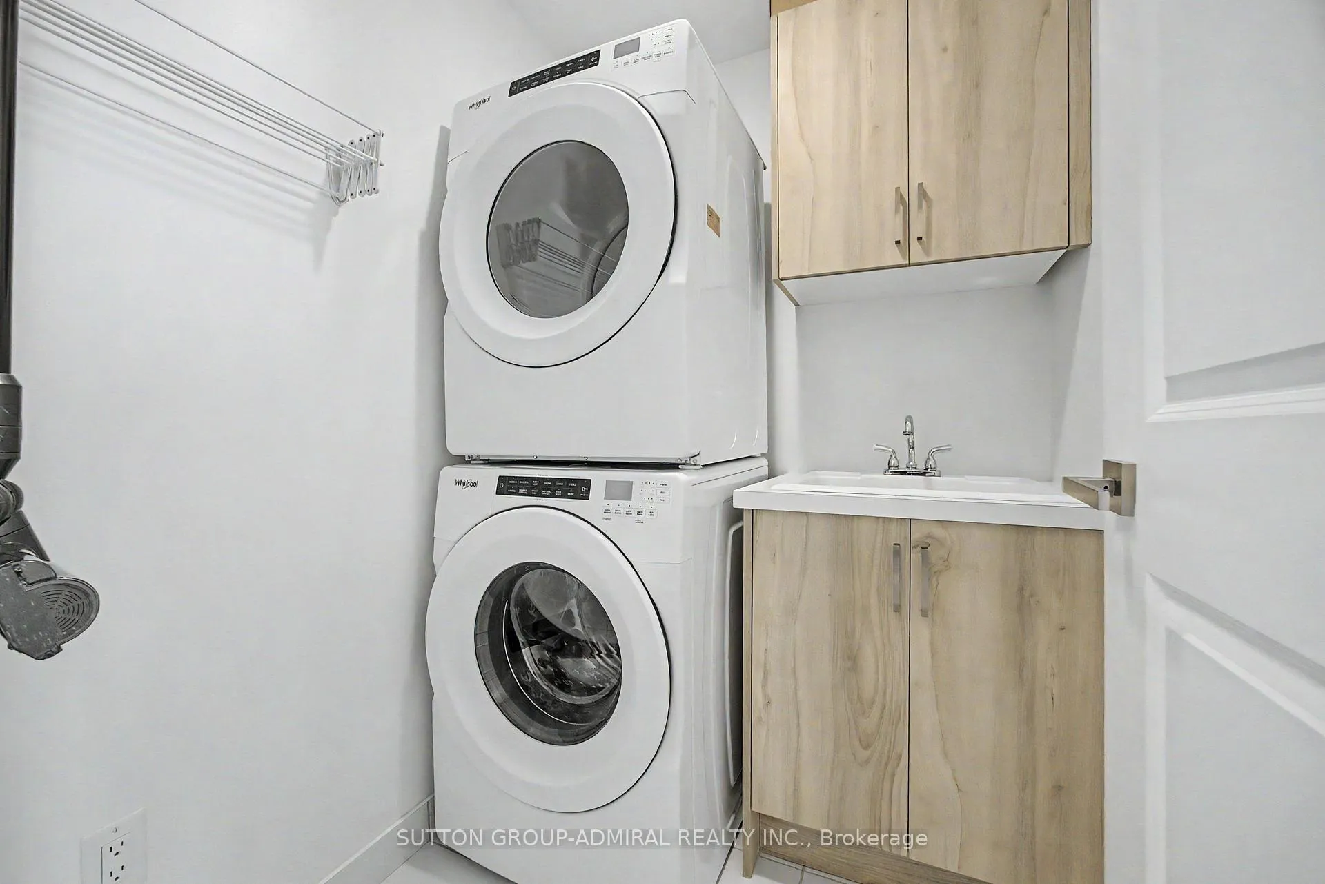 Photo 9 of Unit 1502, 10 Gatineau Drive, Vaughan, Beverley Glen — HOMEH