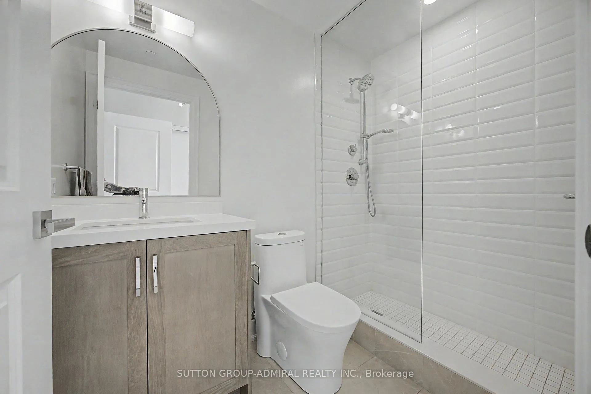 Photo 11 of Unit 1502, 10 Gatineau Drive, Vaughan, Beverley Glen — HOMEH