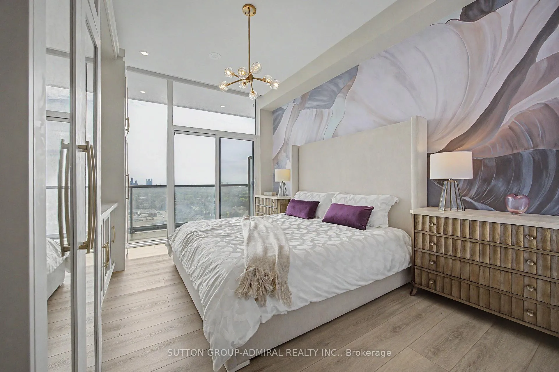 Photo 12 of Unit 1502, 10 Gatineau Drive, Vaughan, Beverley Glen — HOMEH