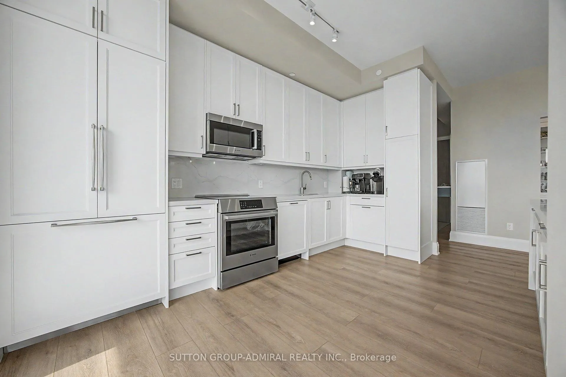 Photo 15 of Unit 1502, 10 Gatineau Drive, Vaughan, Beverley Glen — HOMEH