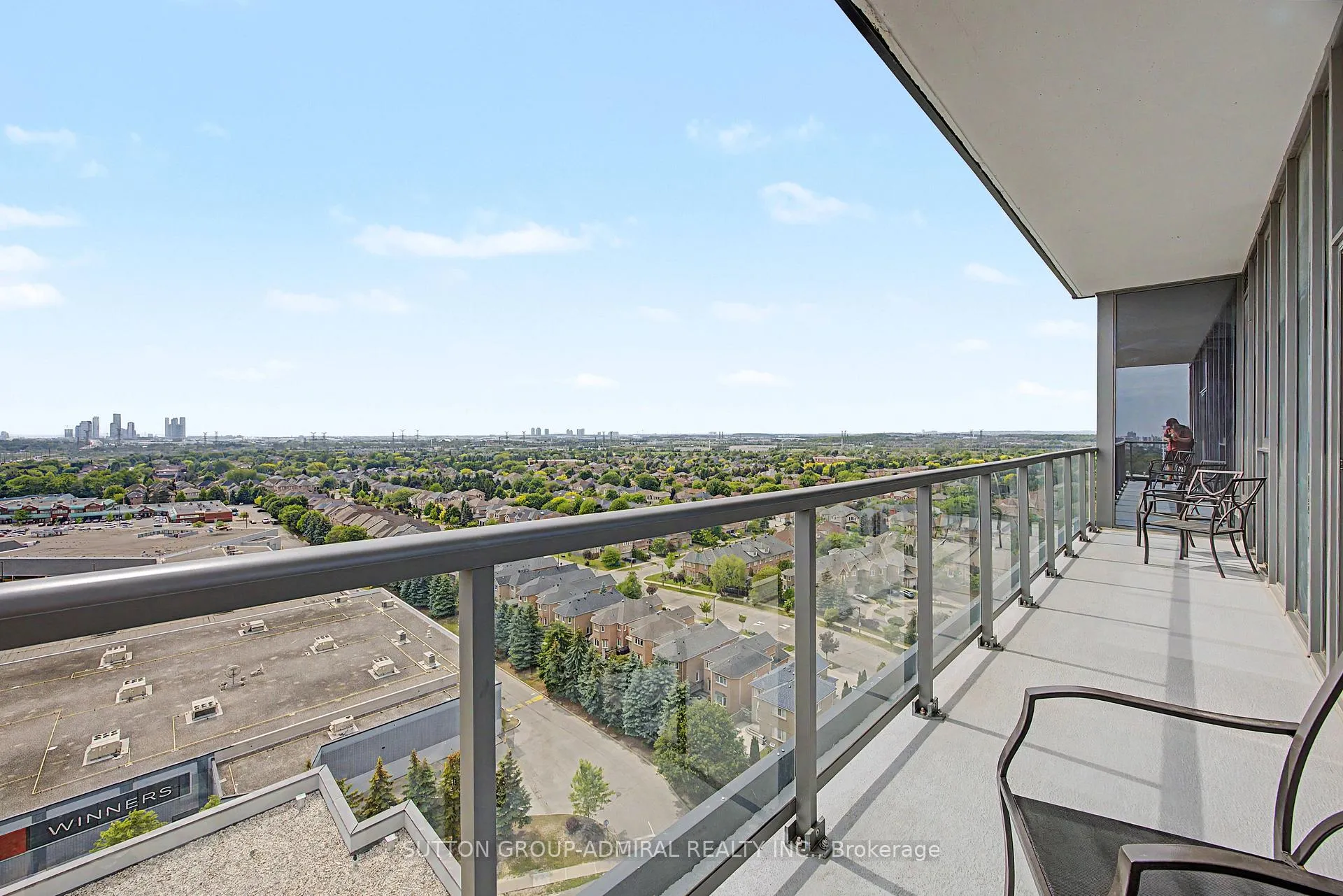 Photo 18 of Unit 1502, 10 Gatineau Drive, Vaughan, Beverley Glen — HOMEH