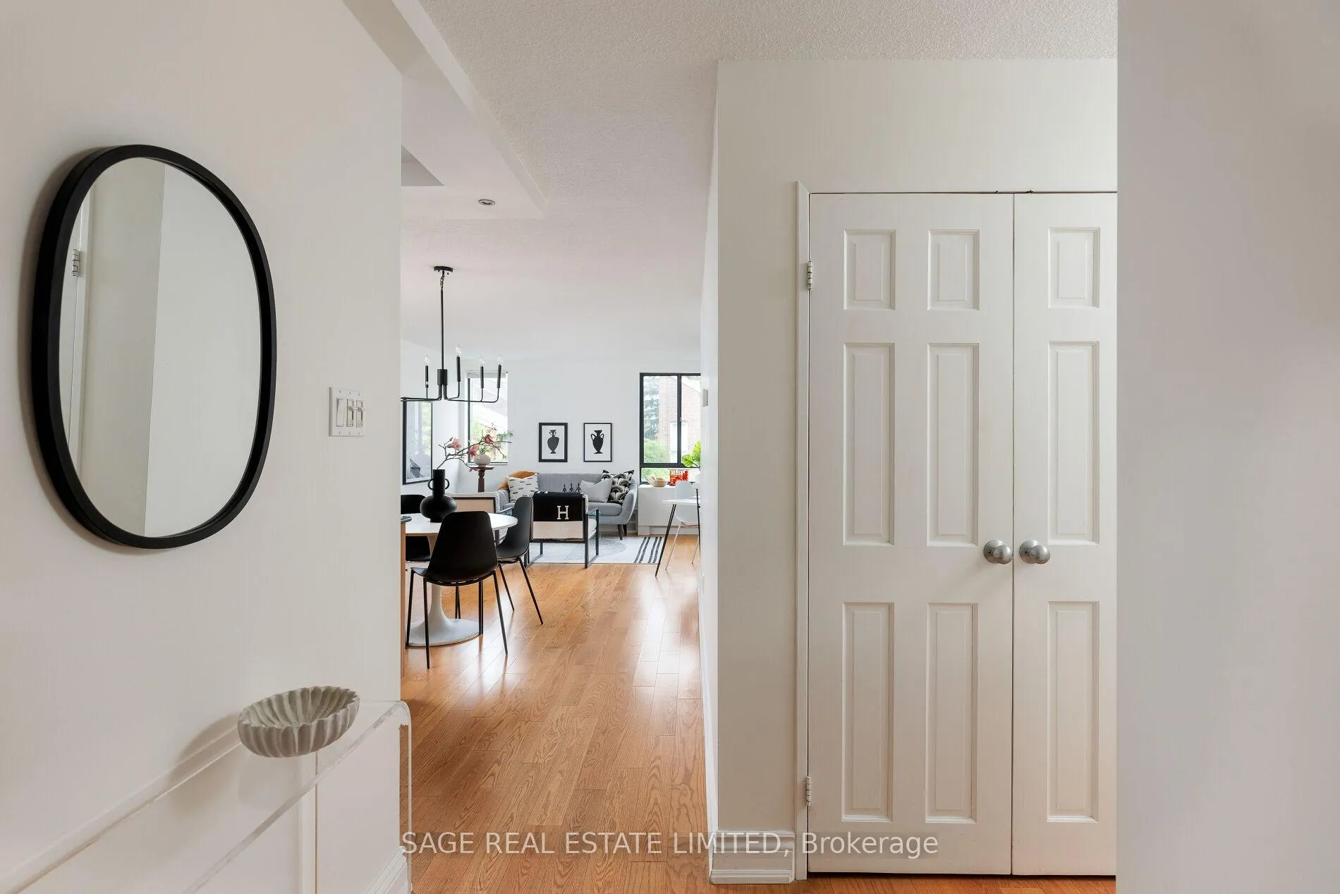 Photo 3 of Unit 508, 40 Sylvan Valley, Toronto, Bedford Park-Nortown — HOMEH