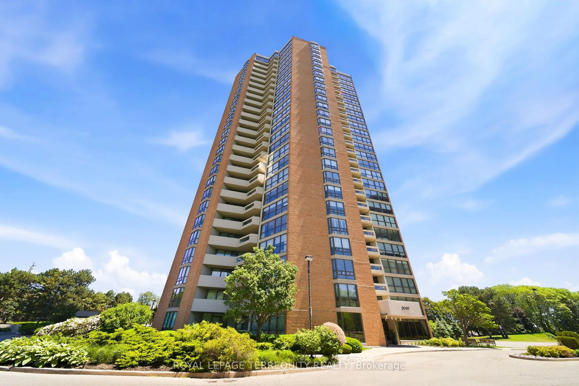 Front of Unit 1003, 2010 Islington Avenue