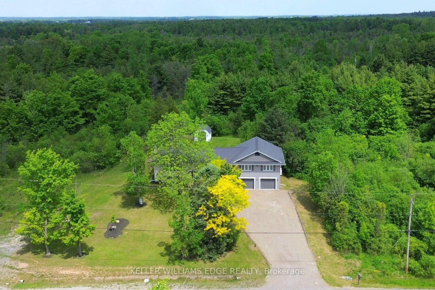 Photo 3 of 1837 6th Con Road W, Hamilton, Rural Flamborough — HOMEH