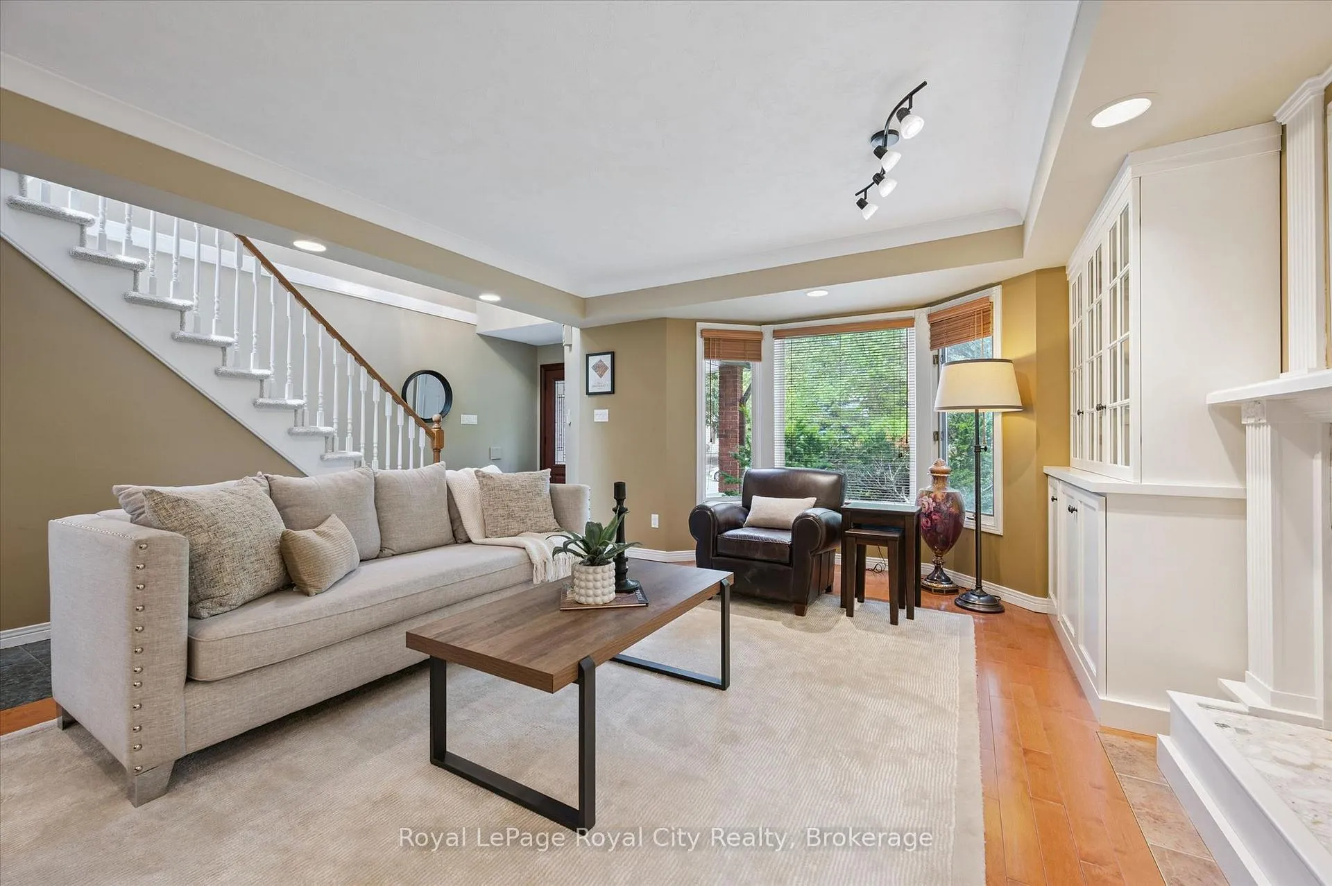 Photo 9 of 47 Caledonia Street, Guelph, Dovercliffe Park/Old University — HOMEH