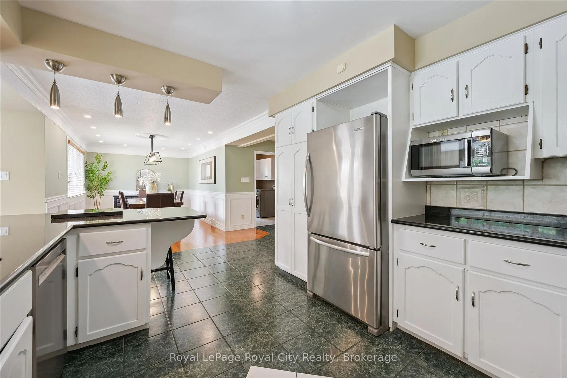 Photo 52 of 47 Caledonia Street, Guelph, Dovercliffe Park/Old University — HOMEH