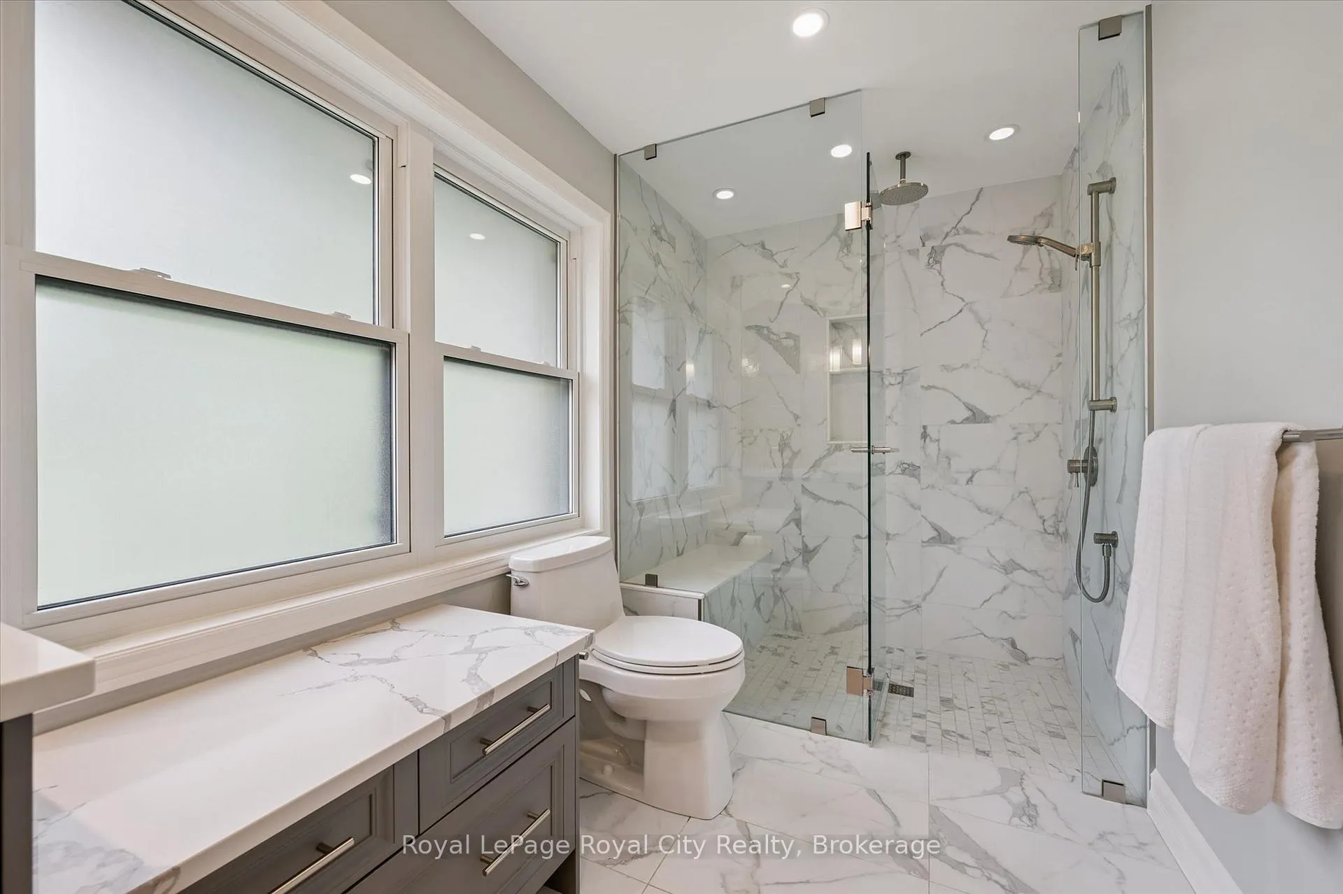 Photo 27 of 47 Caledonia Street, Guelph, Dovercliffe Park/Old University — HOMEH