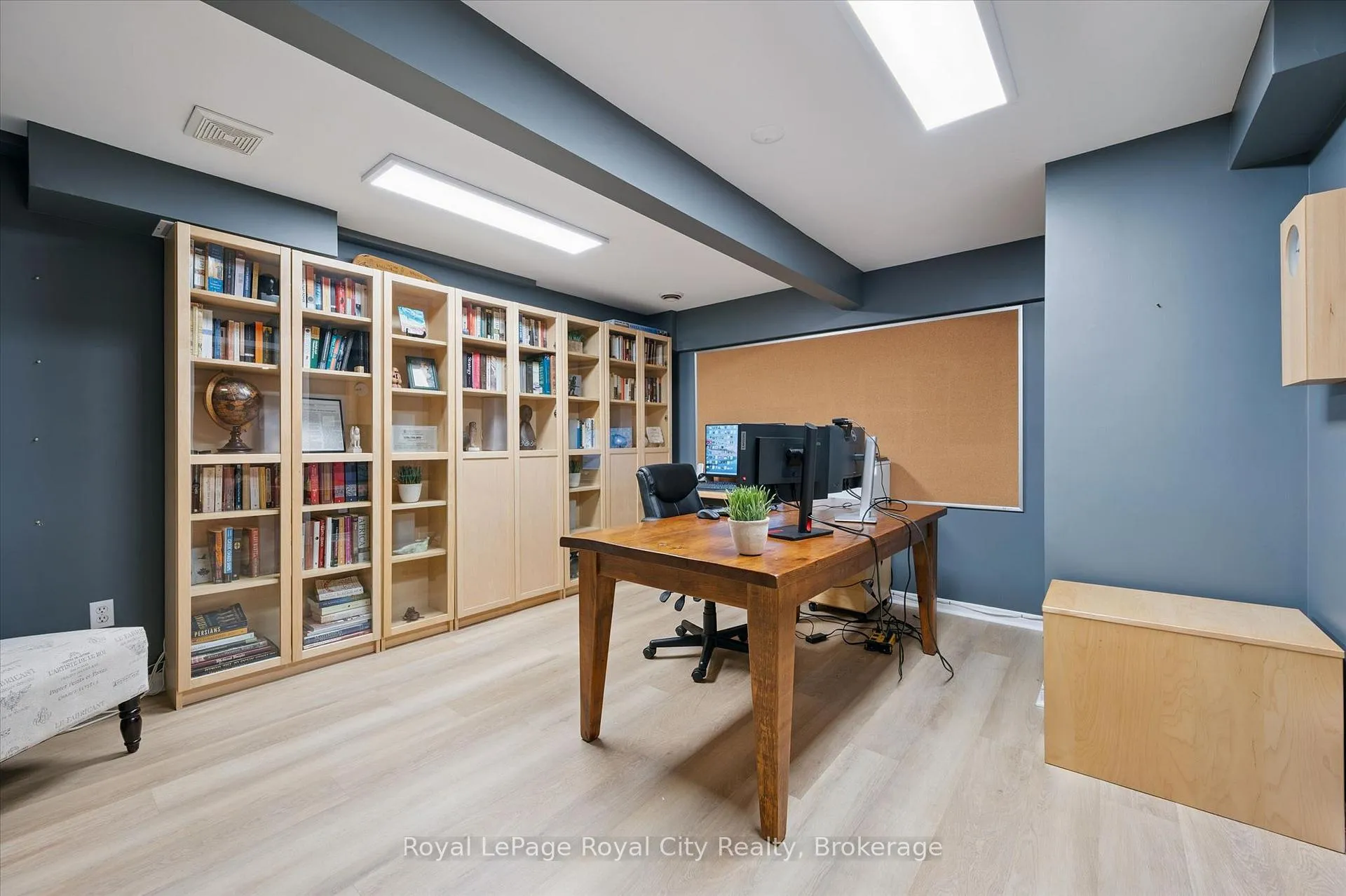 Photo 33 of 47 Caledonia Street, Guelph, Dovercliffe Park/Old University — HOMEH