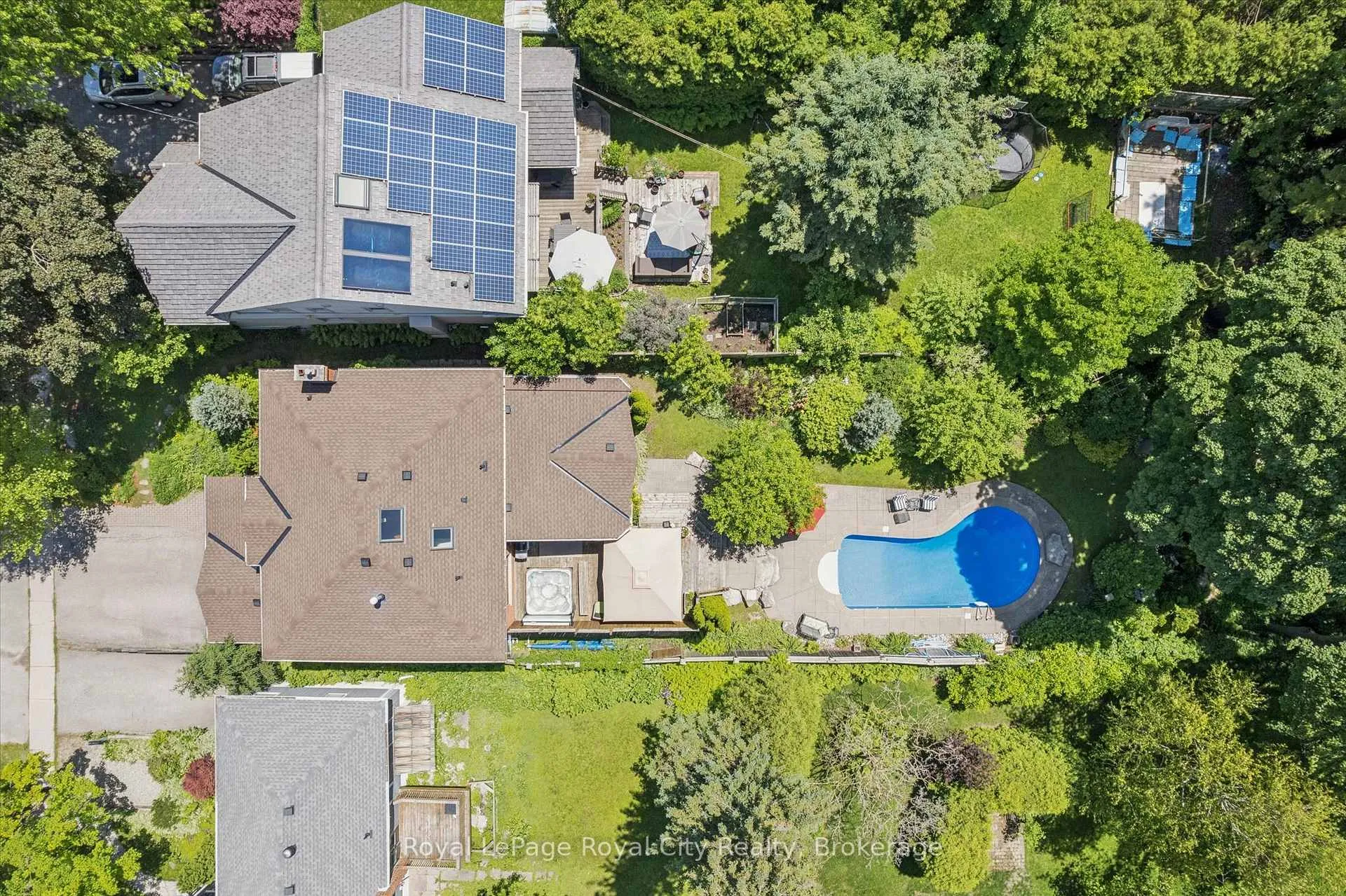 Photo 43 of 47 Caledonia Street, Guelph, Dovercliffe Park/Old University — HOMEH