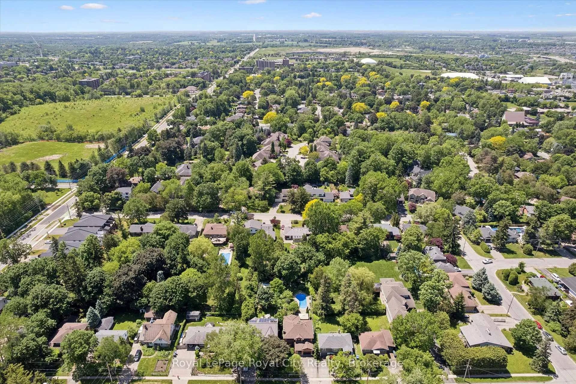 Photo 44 of 47 Caledonia Street, Guelph, Dovercliffe Park/Old University — HOMEH