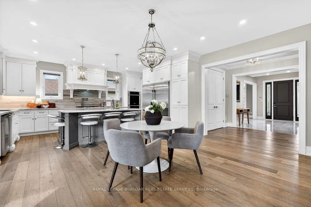 Photo 14 of 647 Cedar Avenue, Burlington, LaSalle — HOMEH