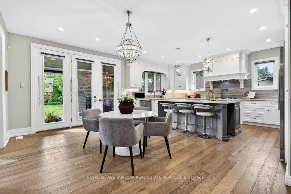 Photo 15 of 647 Cedar Avenue, Burlington, LaSalle — HOMEH