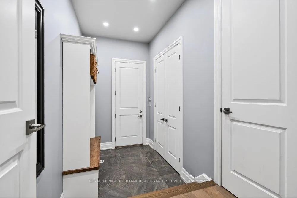 Photo 22 of 647 Cedar Avenue, Burlington, LaSalle — HOMEH