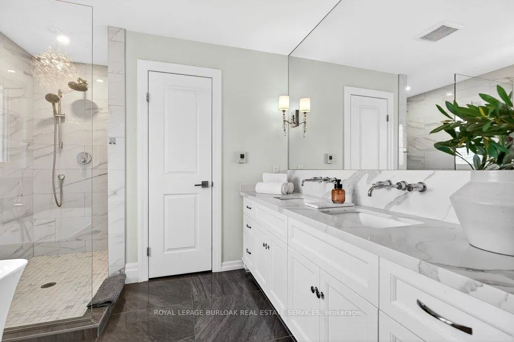 Photo 28 of 647 Cedar Avenue, Burlington, LaSalle — HOMEH