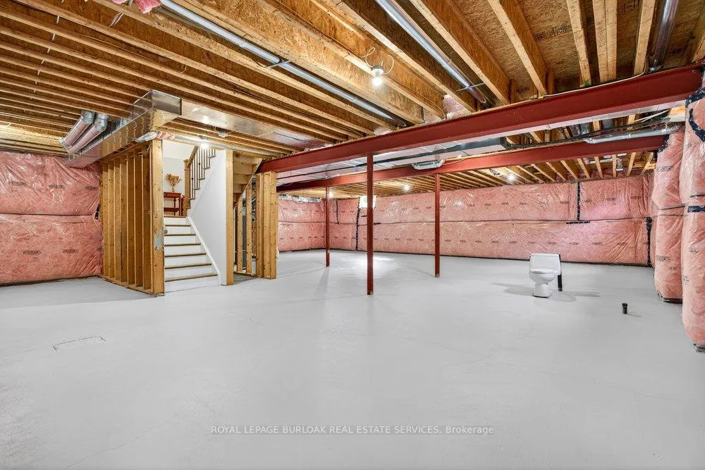 Photo 40 of 647 Cedar Avenue, Burlington, LaSalle — HOMEH