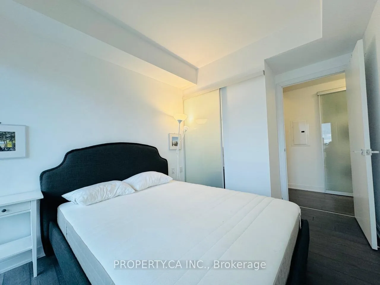 Photo 9 of Unit 1404, 42 Charles Street E, Toronto, Church-Yonge Corridor — HOMEH