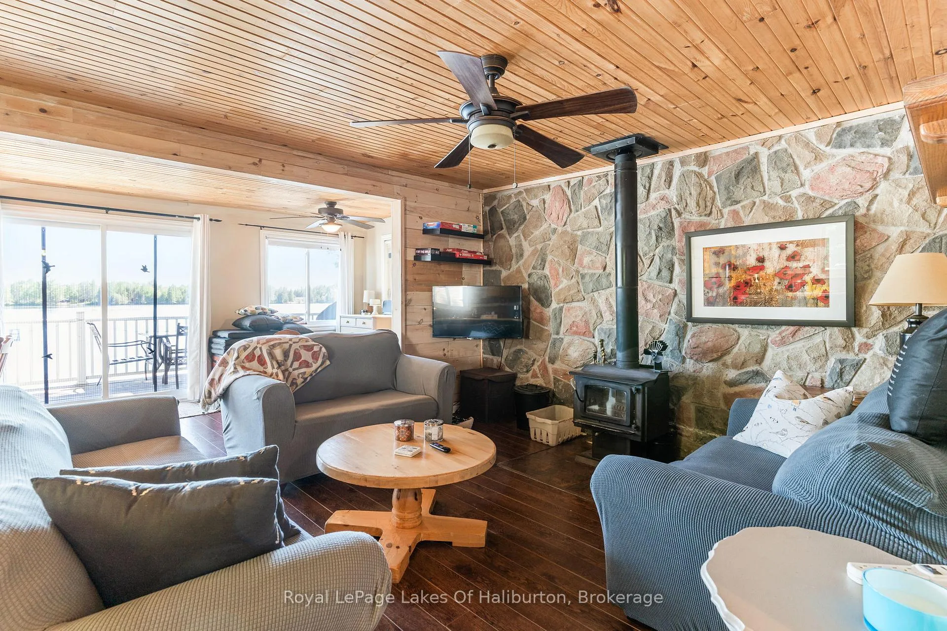 Photo 4 of 1010 Pike Lane, Dysart et al, Dysart — HOMEH